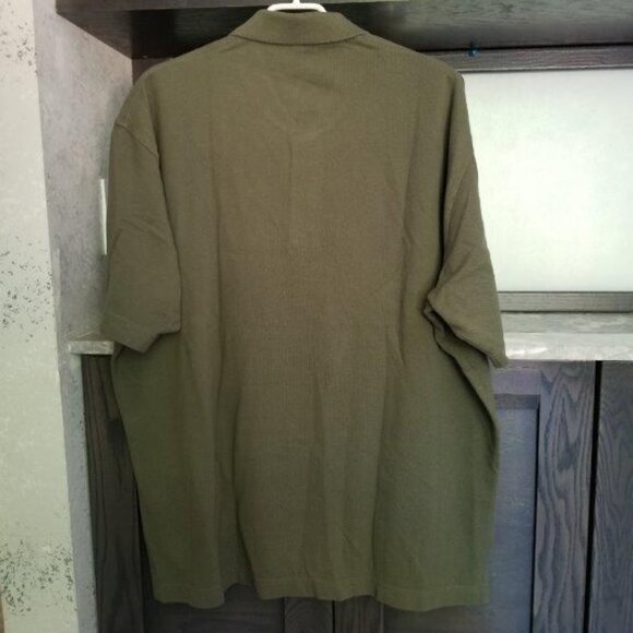 Uniqlo Polo Shirt - Picture 3 of 3